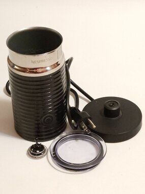 ATTRACTIVE Nespresso Aeroccino3 Milk Frother - Black WORKS